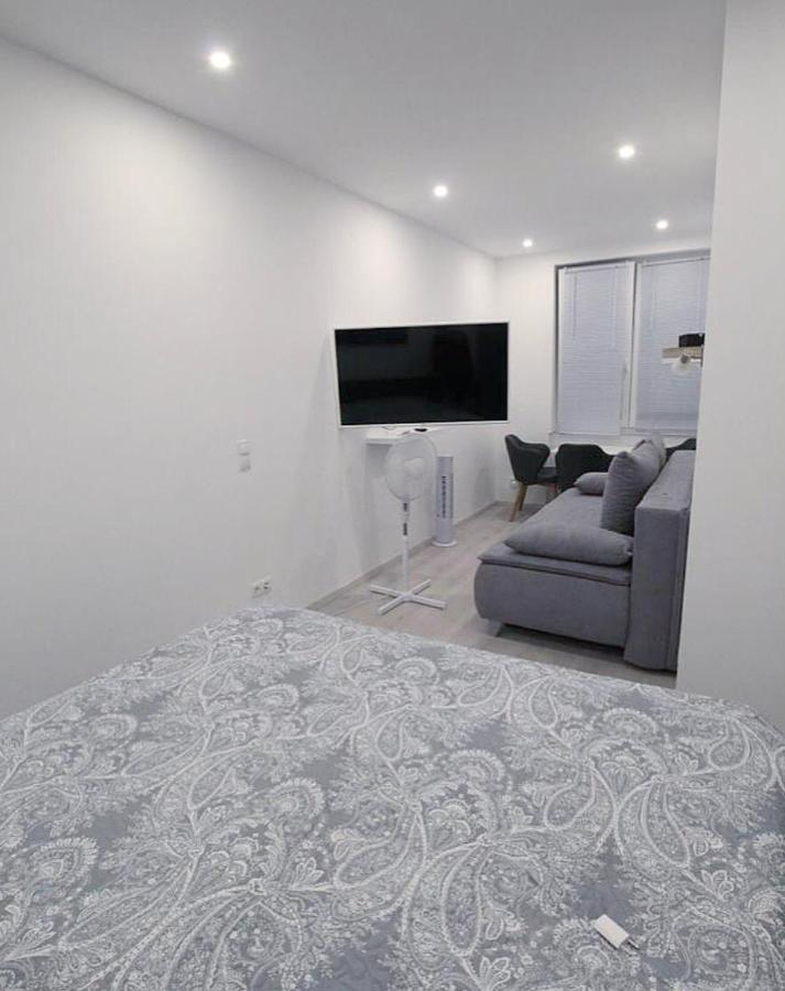 Theresa Tiana Apartment เวียนนา ภายนอก รูปภาพ