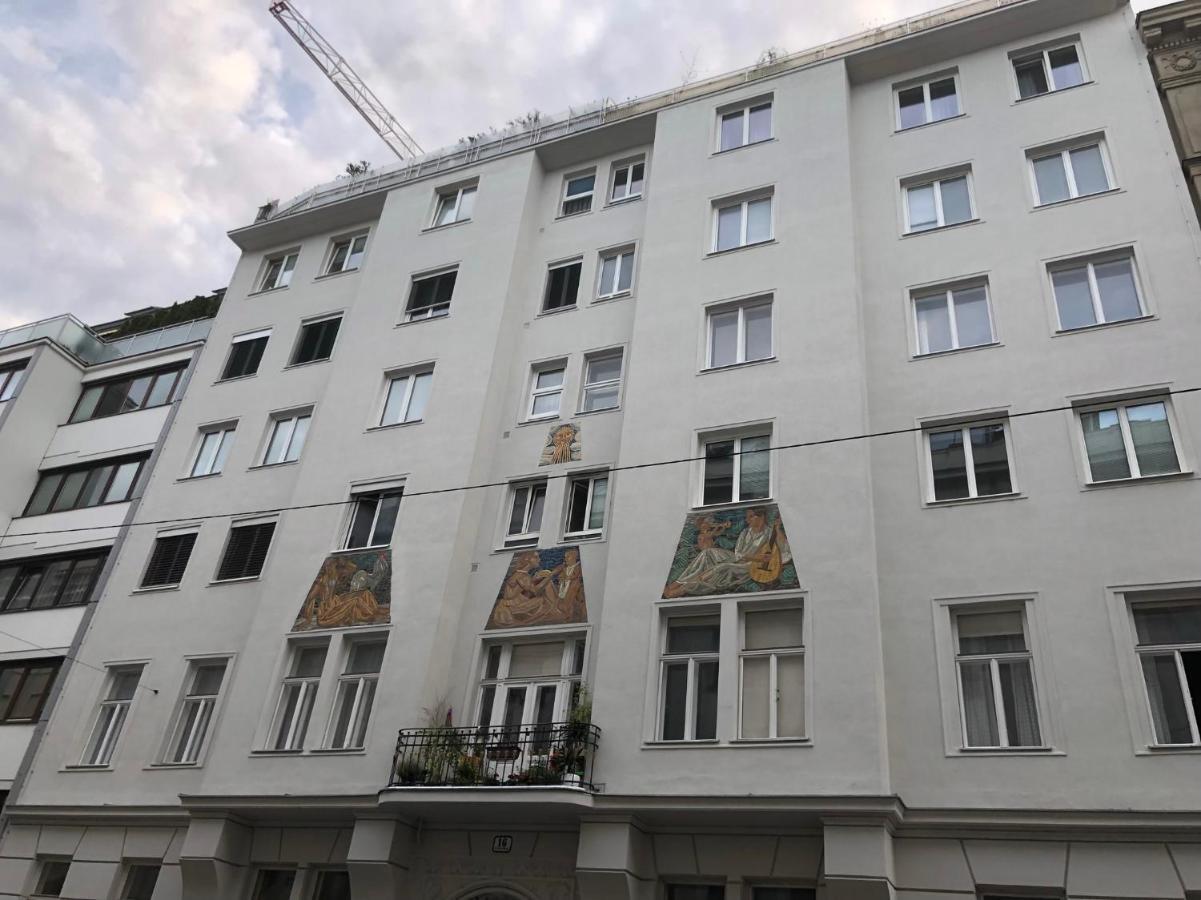 Theresa Tiana Apartment เวียนนา ภายนอก รูปภาพ